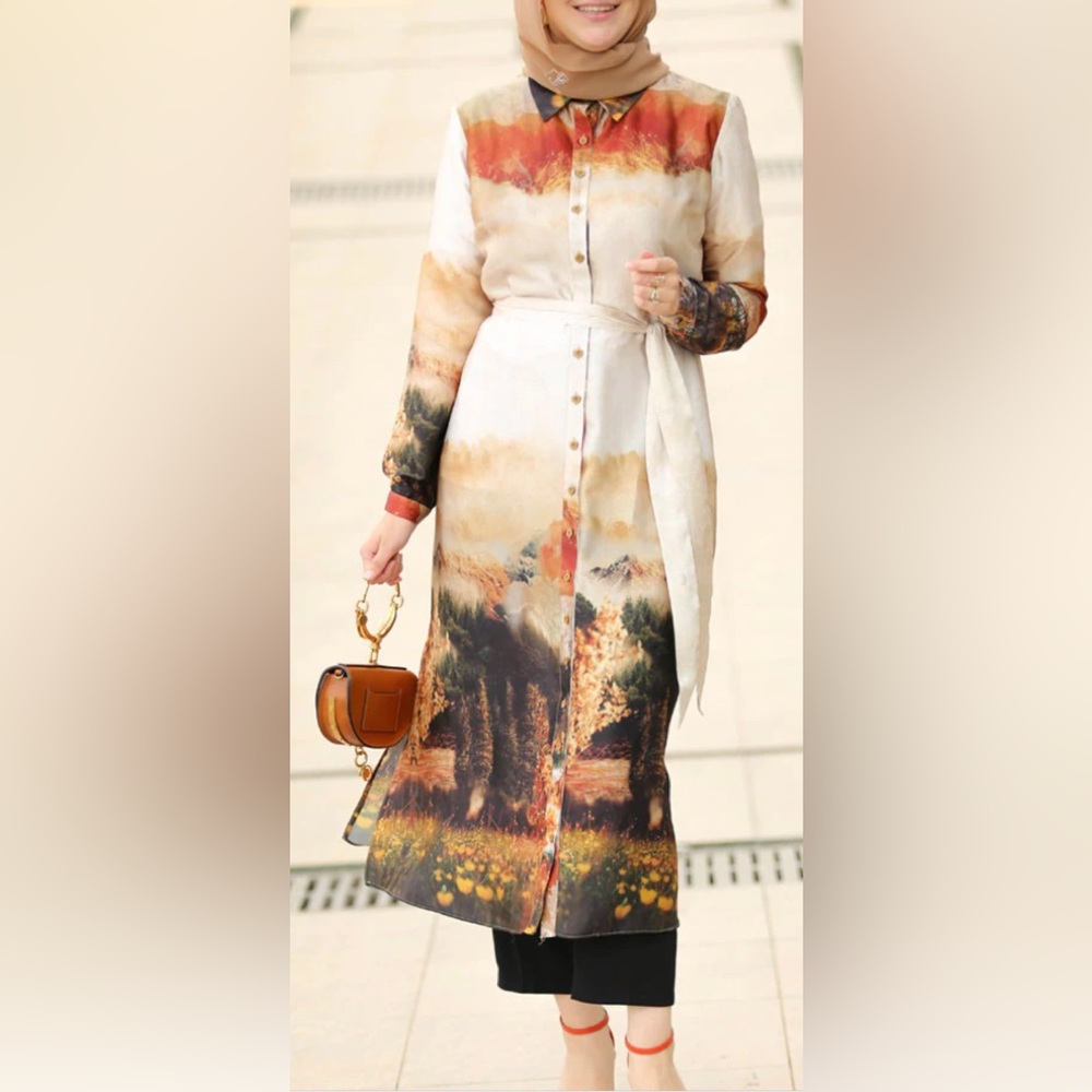 Annan Hariri MODEST TUNIC